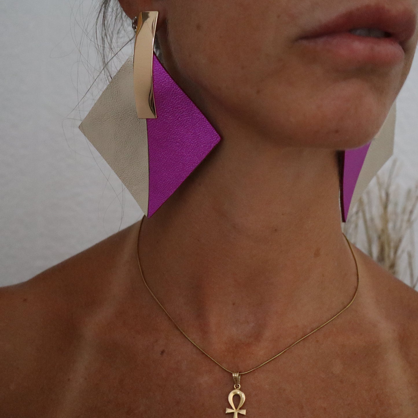 Pendientes Aire L dorado/buganvilla