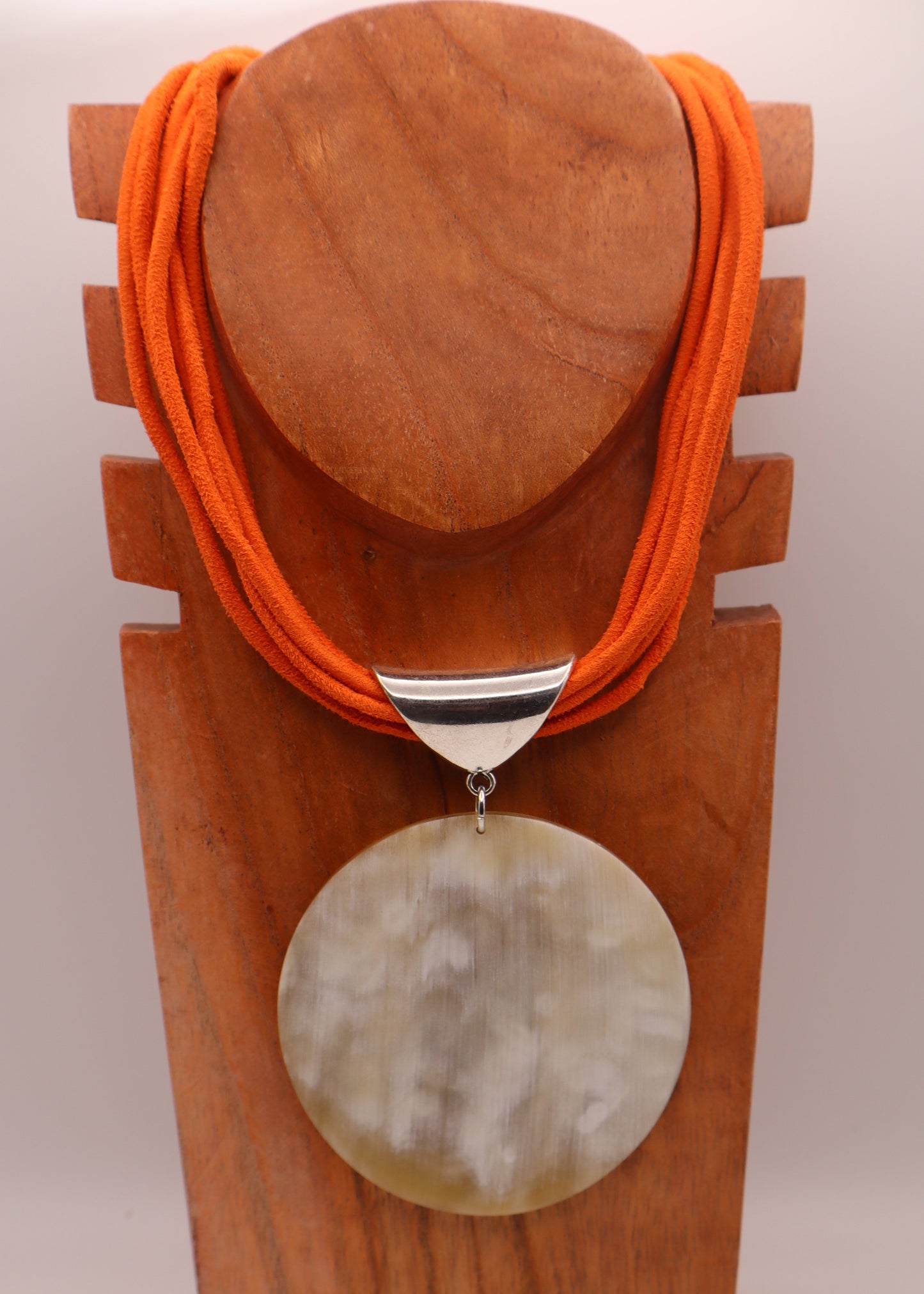 Collar Hathor / Naranja