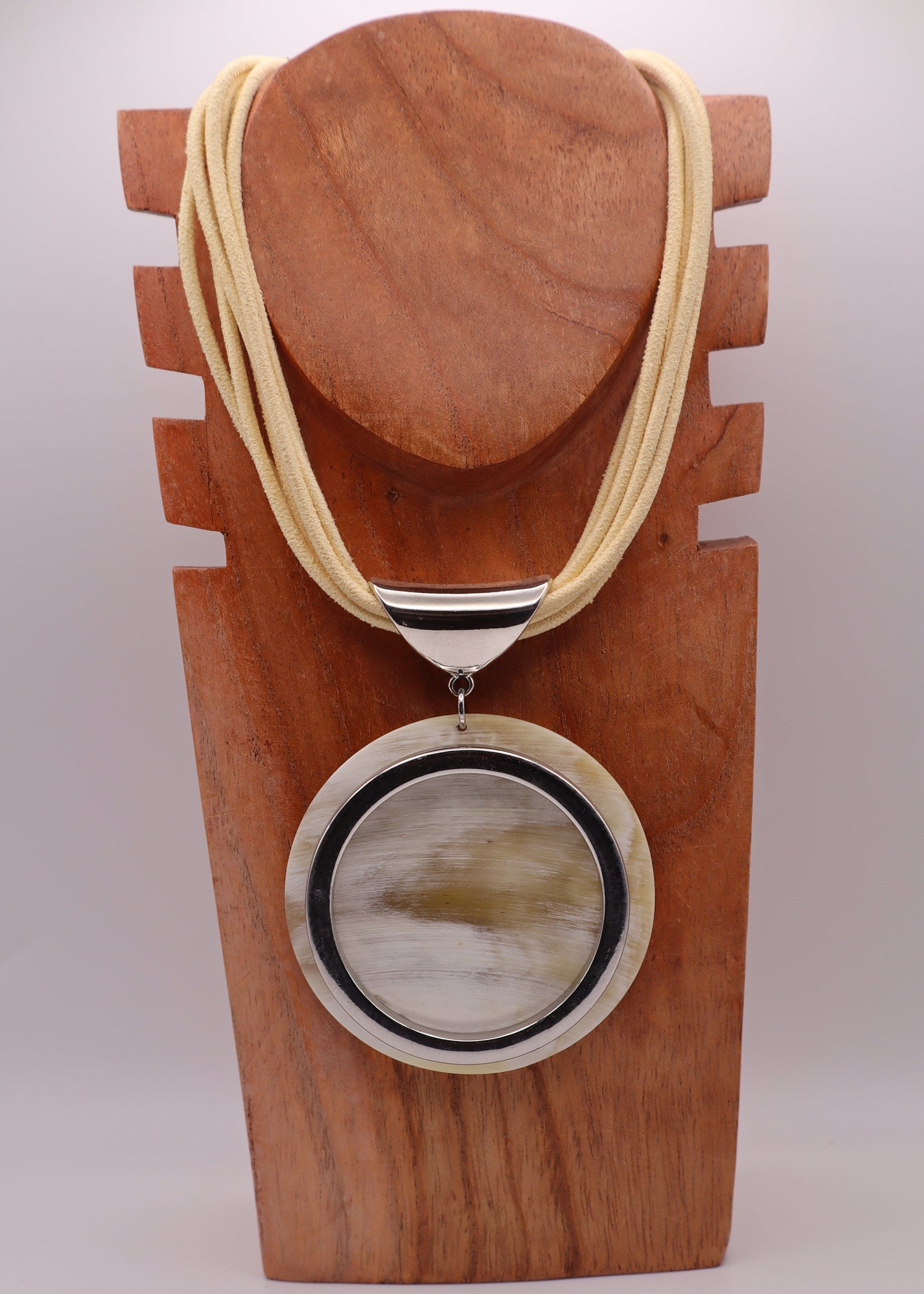 Collar Amon / Crema
