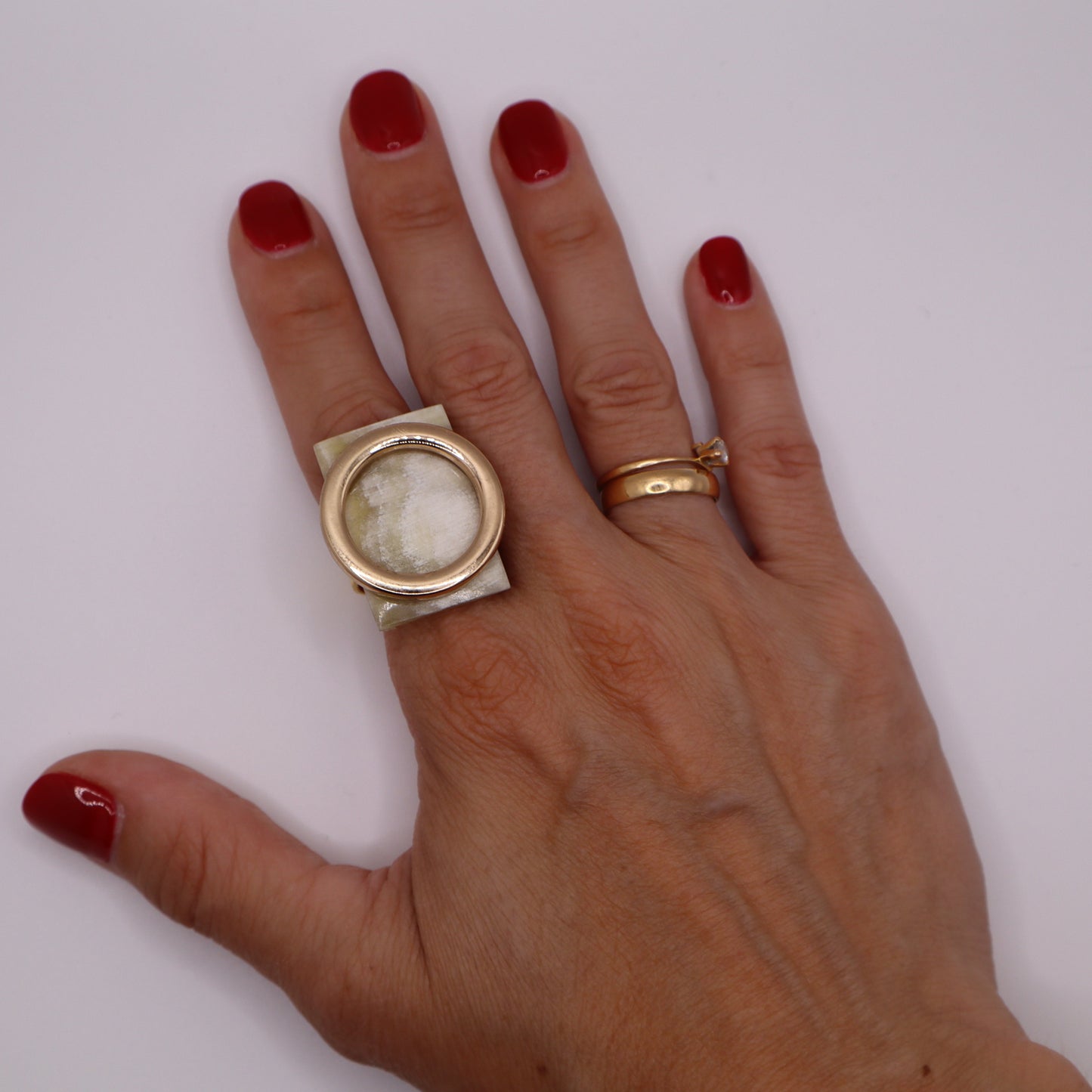 Anillo Zinzar
