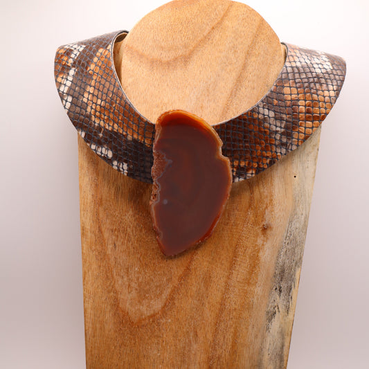 Collar Amenet / Serpiente Marrón Oscura
