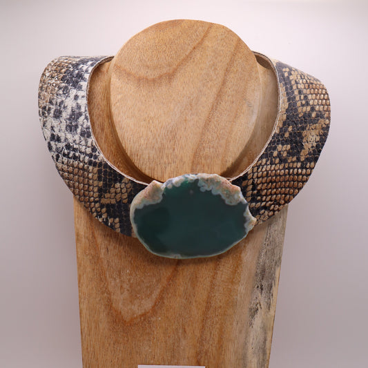 Collar Amenet / Serpiente Marrón Claro