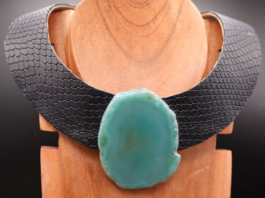 Collar Amenet / Serpiente Negra