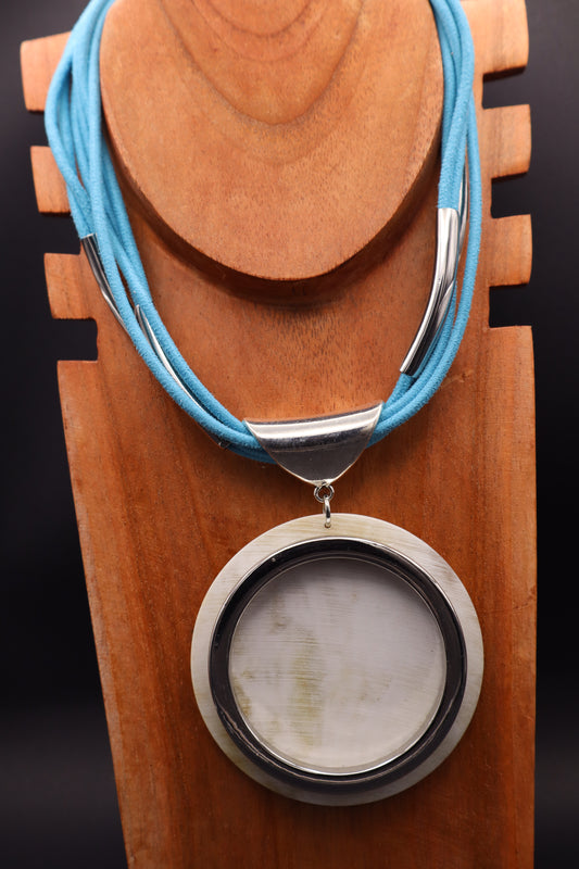 Collar Hathor Azul Maya