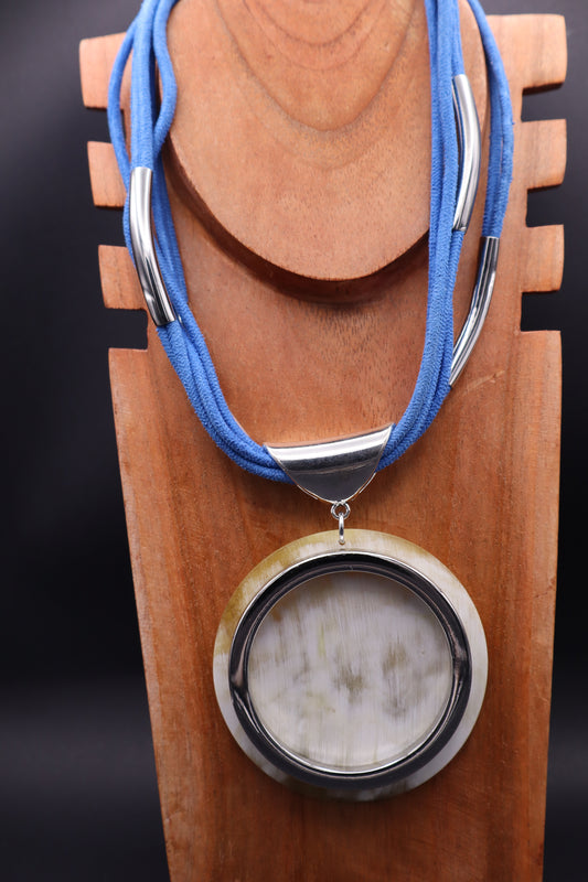 Collar Hathor Azul Francia