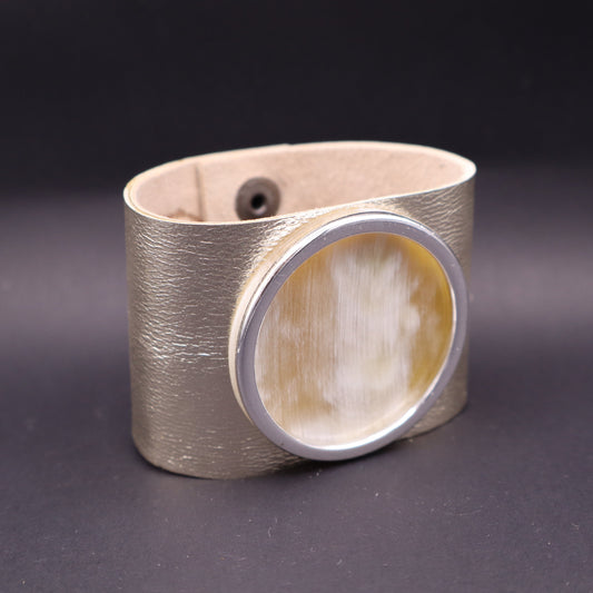 Brazalete Anuk Asta Dorado