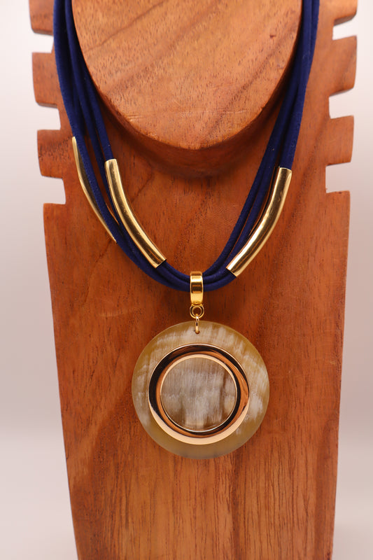 Collar Bastet 02 Oro / Azul Marino