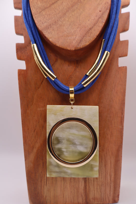 Collar Hathor Rectangular Oro/ Azul Royal