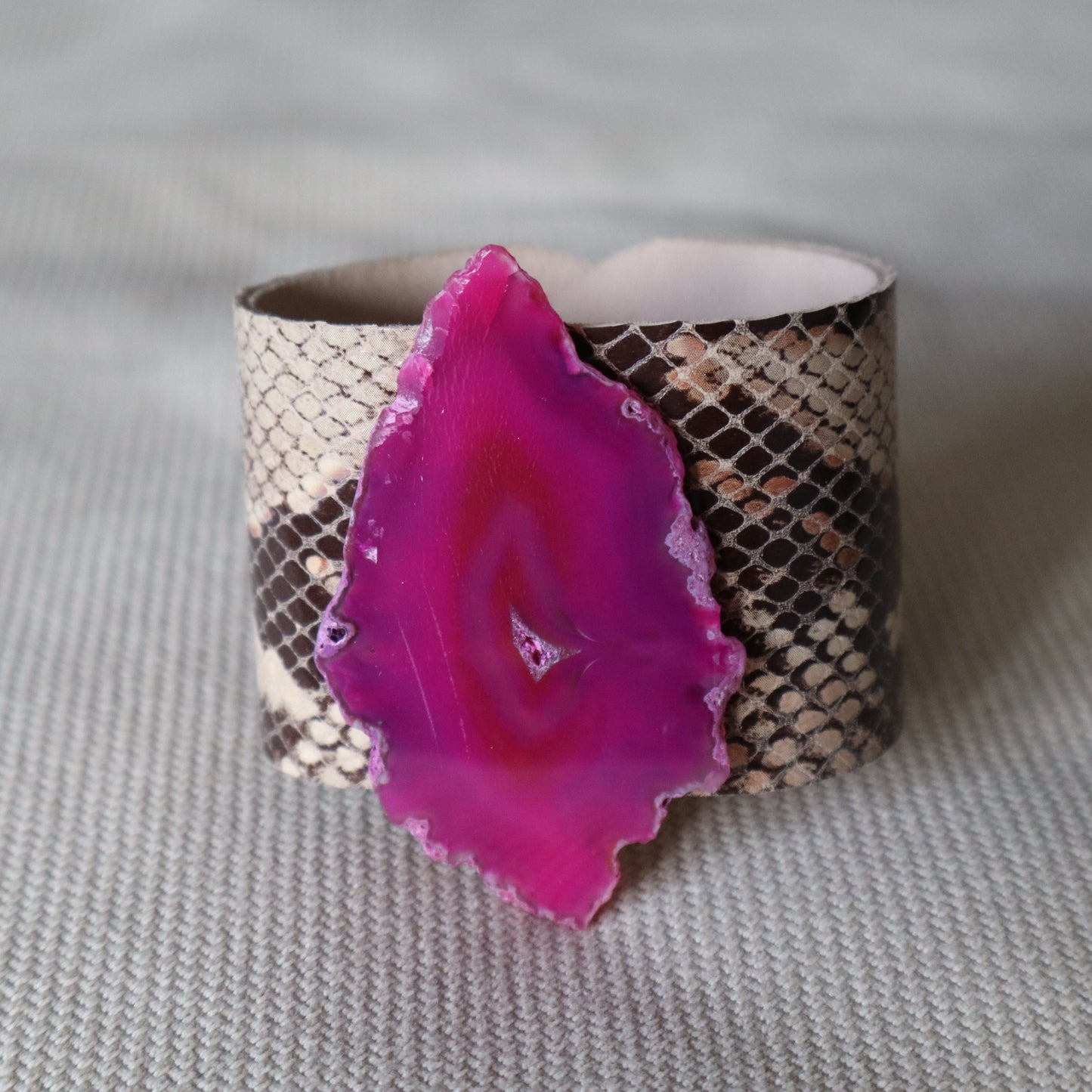 Brazalete Anuk / Serpiente Rosa