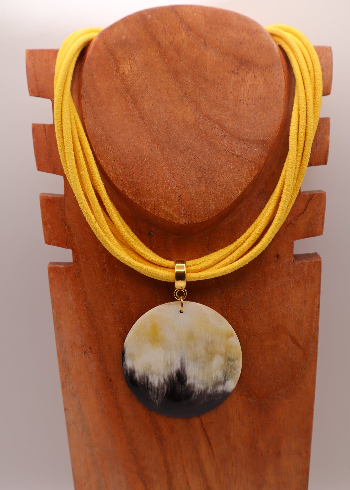 Collar Bastet / Amarillo-Oro