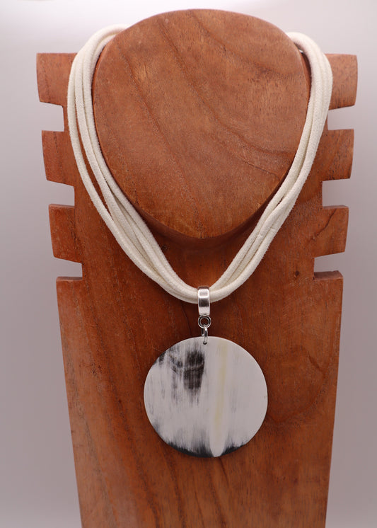 Collar Bastet / Blanco