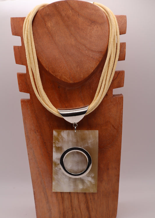 Collar Anet / Crema