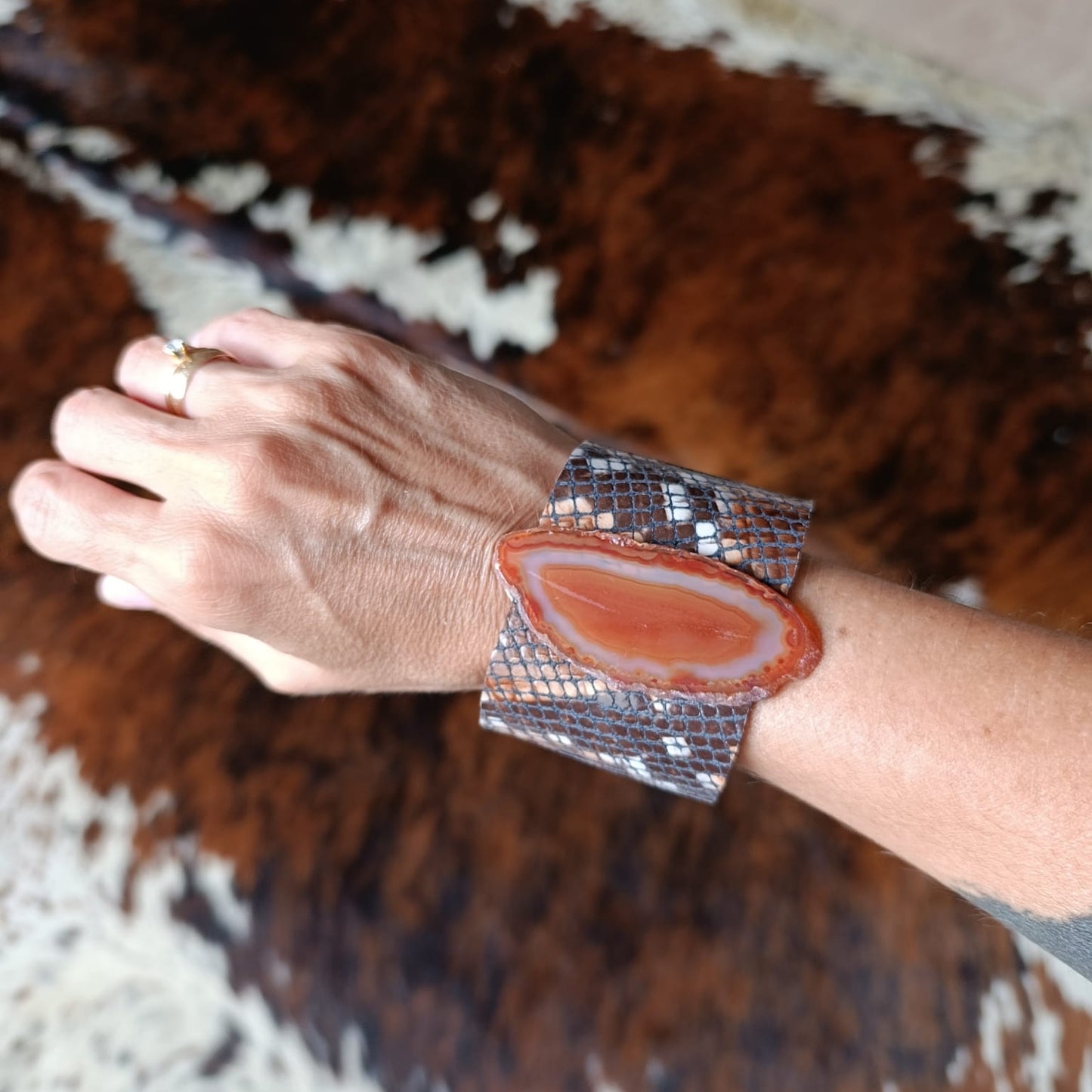 Brazalete Anuk / Serpiente Marrón Oscura