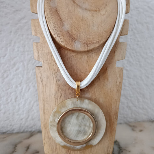 Collar Hathor / Oro Blanco